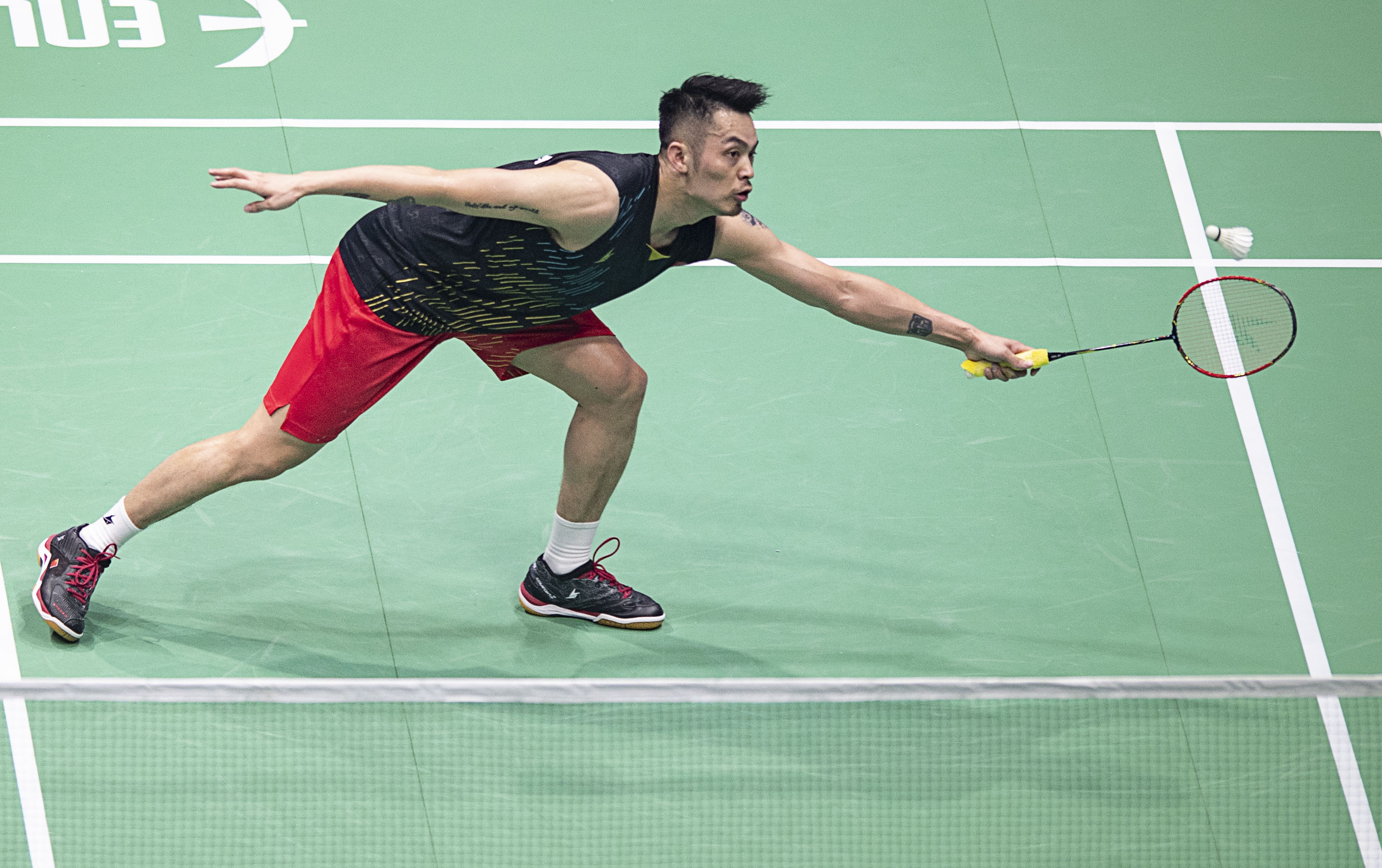 出国门的门 出国门的门