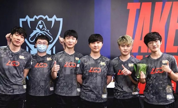 展现了对东 展现了对东